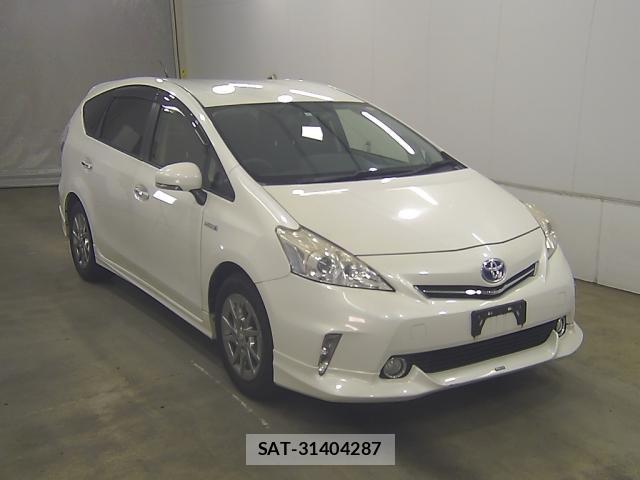 Toyota PRIUS ALPHA 2014-11 8055401-5