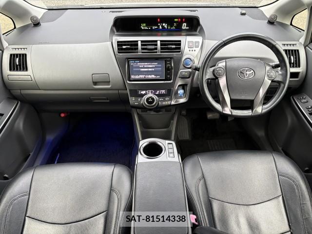 Toyota PRIUS ALPHA 2014-09 8055964-1