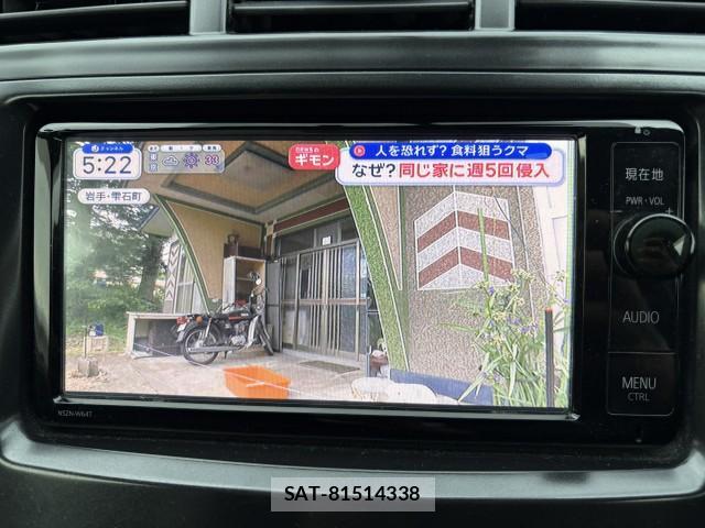 Toyota PRIUS ALPHA 2014-09 8055964-3