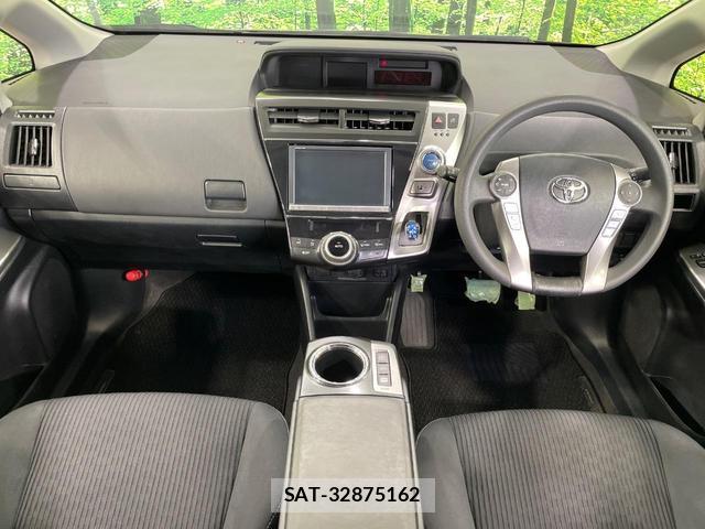 Toyota PRIUS ALPHA 2015-01 8055998-1