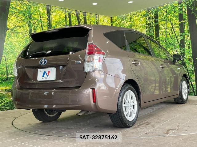 Toyota PRIUS ALPHA 2015-01 8055998-16
