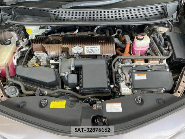Toyota PRIUS ALPHA 2015-01 8055998-17