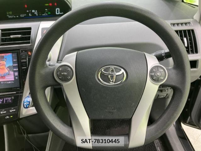 Toyota PRIUS ALPHA 2013-11 8056183-13