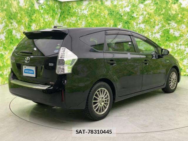 Toyota PRIUS ALPHA 2013-11 8056183-2