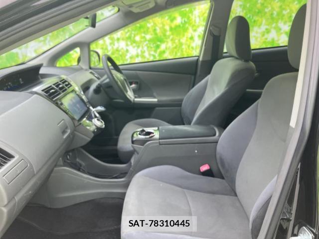 Toyota PRIUS ALPHA 2013-11 8056183-5