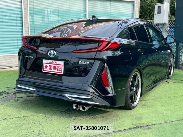 Toyota PRIUS PHV 2017-02 8053247-1