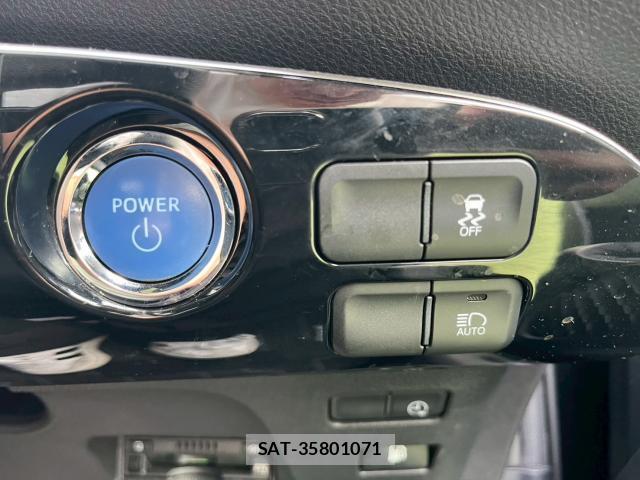 Toyota PRIUS PHV 2017-02 8053247-10
