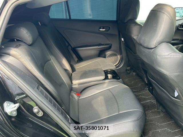 Toyota PRIUS PHV 2017-02 8053247-6
