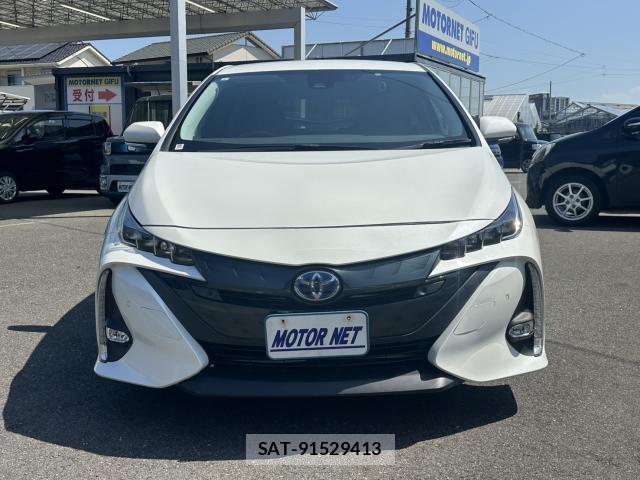 Toyota PRIUS PHV 2018-07 8053302-12