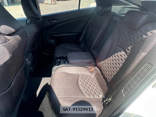 Toyota PRIUS PHV 2018-07 8053302-6