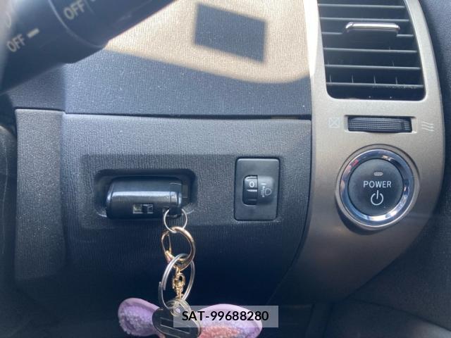 Toyota PRIUS 2008-01 8053508-9