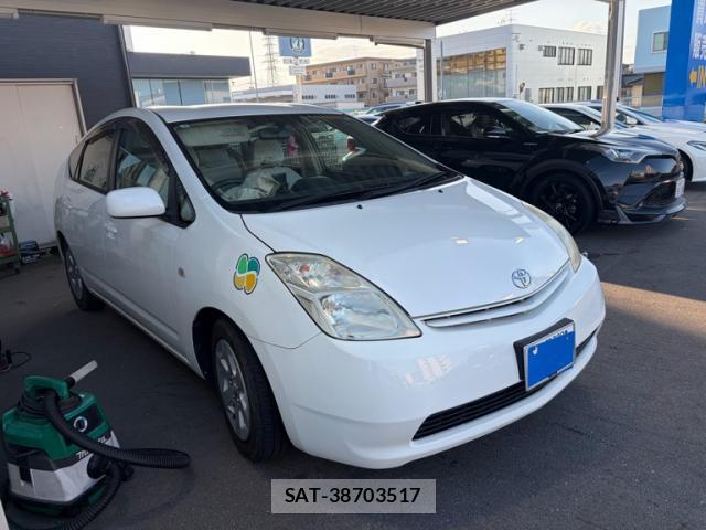 Toyota PRIUS 2005-01 8053515-1