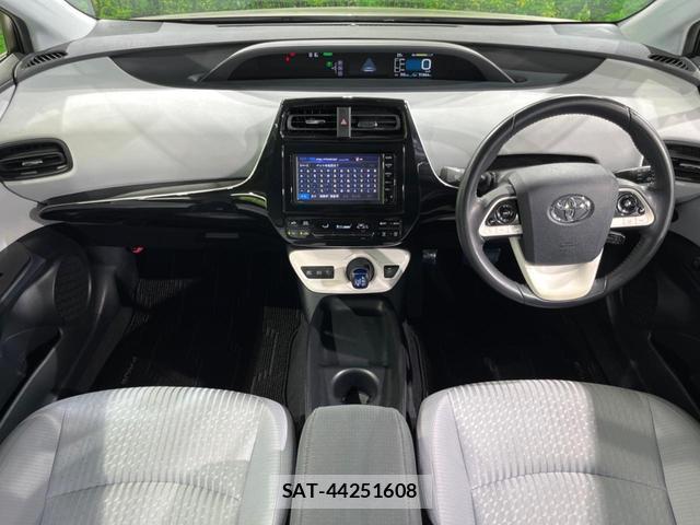 Toyota PRIUS 2016-07 8053773-1