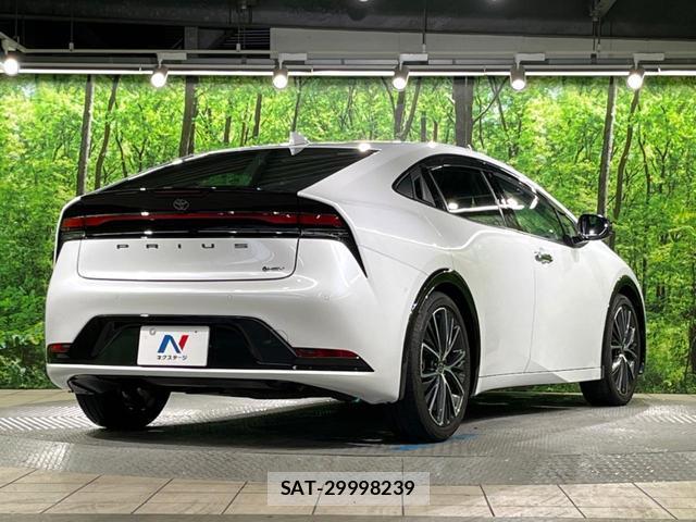 Toyota PRIUS 2023-02 8053778-16