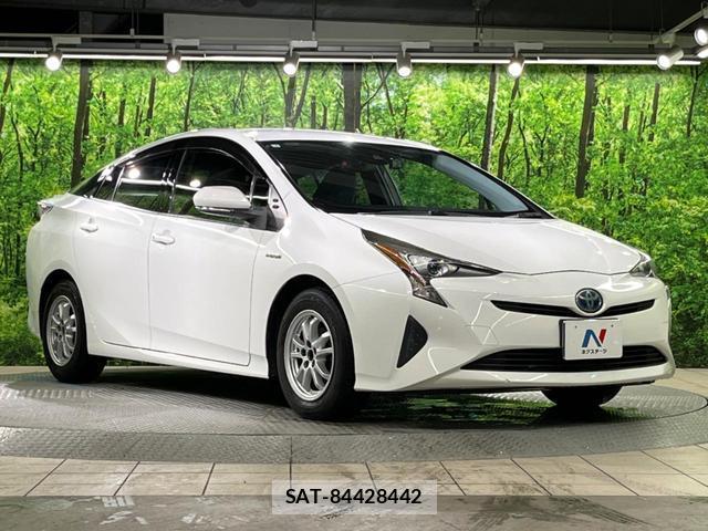 Toyota PRIUS 2017-03 8053779-15