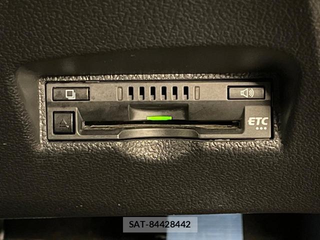 Toyota PRIUS 2017-03 8053779-4