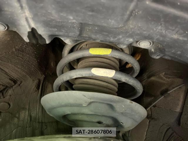 Toyota PRIUS 2017-09 8053783-19