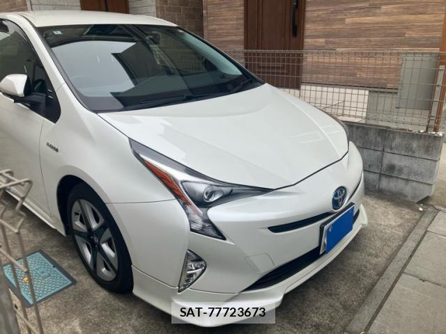Toyota PRIUS 2016-03 8053905-1