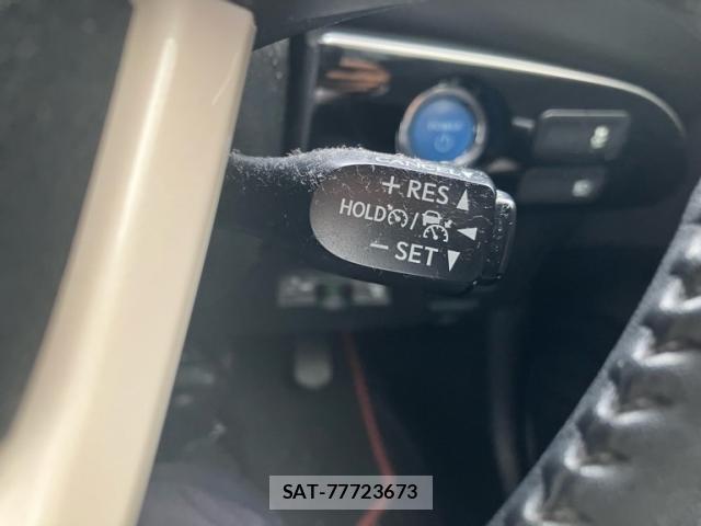 Toyota PRIUS 2016-03 8053905-15