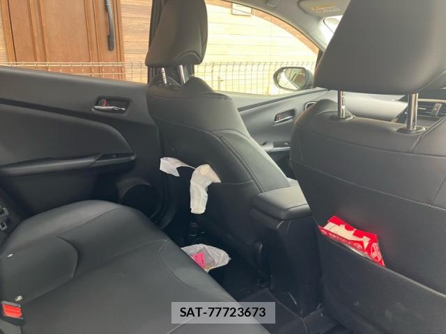Toyota PRIUS 2016-03 8053905-8