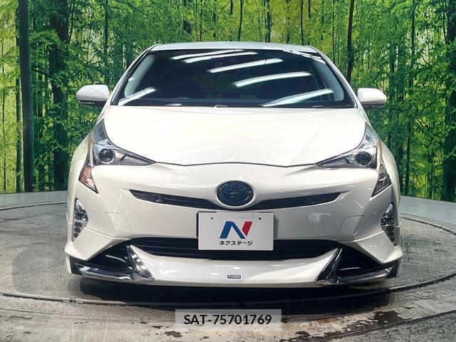 Toyota PRIUS 2016-05 8053978-13