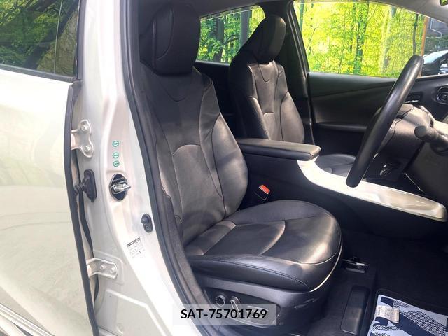 Toyota PRIUS 2016-05 8053978-7