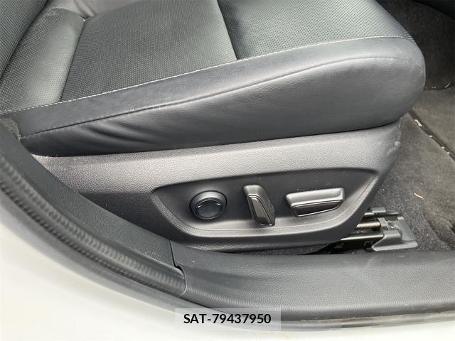 Toyota PRIUS 2023-09 8054062-10