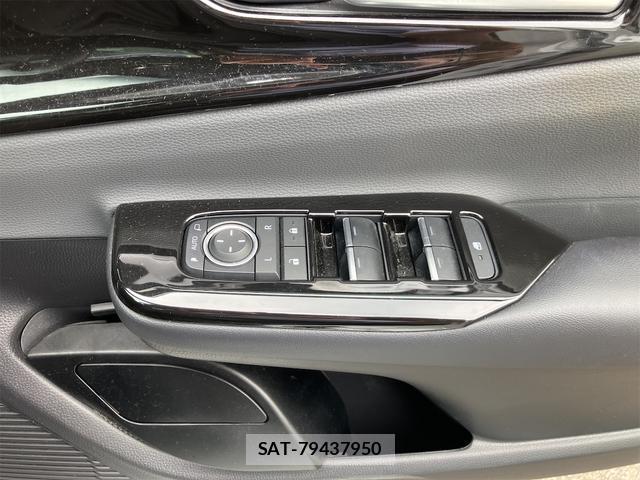 Toyota PRIUS 2023-09 8054062-14