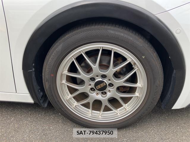 Toyota PRIUS 2023-09 8054062-5
