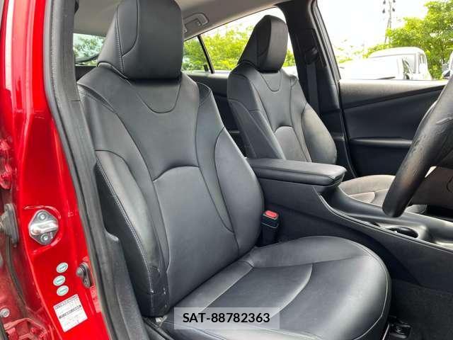 Toyota PRIUS 2016-01 8054069-10