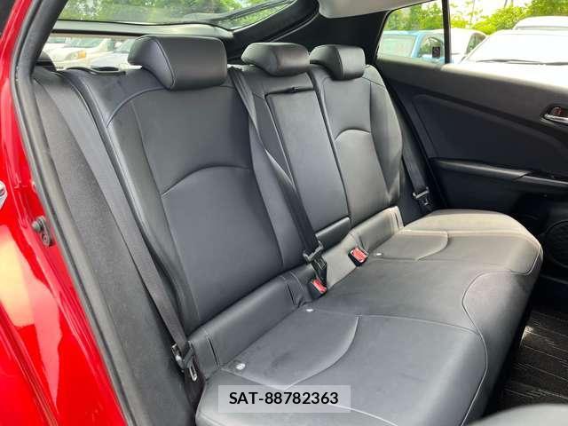 Toyota PRIUS 2016-01 8054069-12