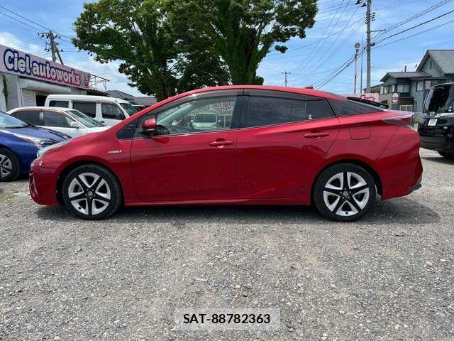 Toyota PRIUS 2016-01 8054069-14