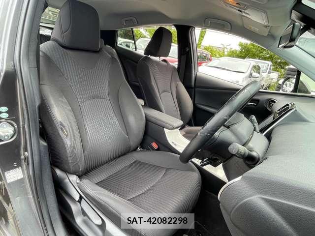 Toyota PRIUS 2016-07 8054070-10