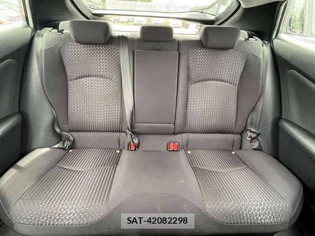 Toyota PRIUS 2016-07 8054070-18