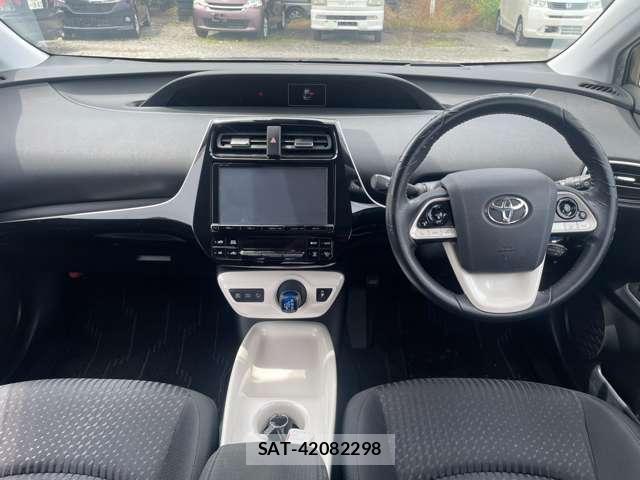 Toyota PRIUS 2016-07 8054070-2