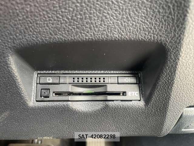 Toyota PRIUS 2016-07 8054070-6