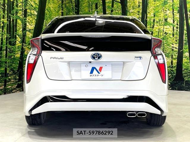 Toyota PRIUS 2017-11 8054158-17