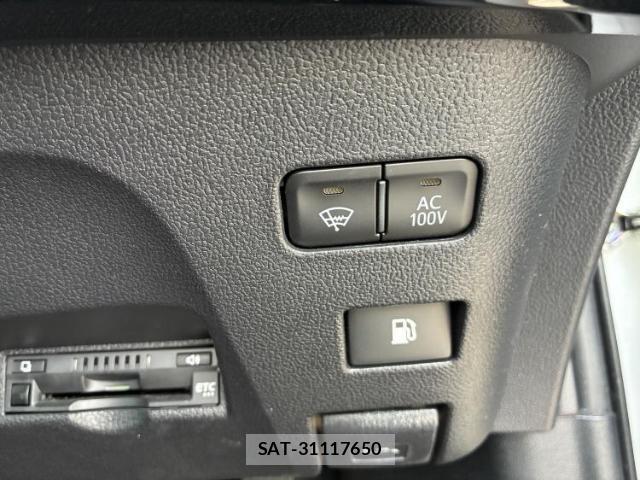 Toyota PRIUS 2021-03 8054397-15