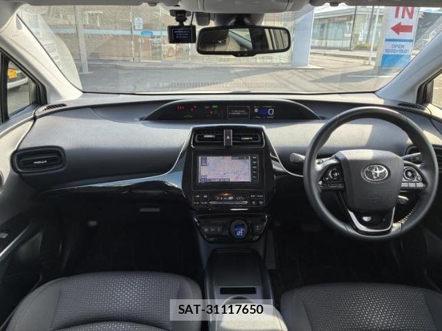 Toyota PRIUS 2021-03 8054397-3