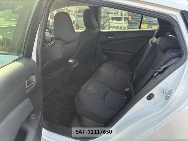 Toyota PRIUS 2021-03 8054397-5