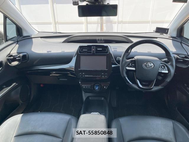 Toyota PRIUS 2017-10 8054478-1