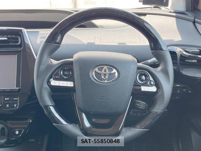 Toyota PRIUS 2017-10 8054478-10