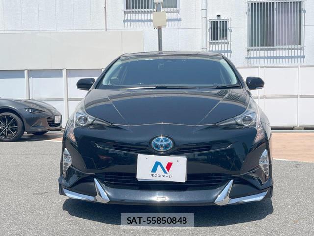 Toyota PRIUS 2017-10 8054478-12