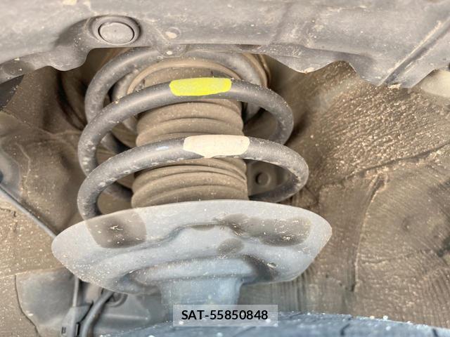 Toyota PRIUS 2017-10 8054478-18