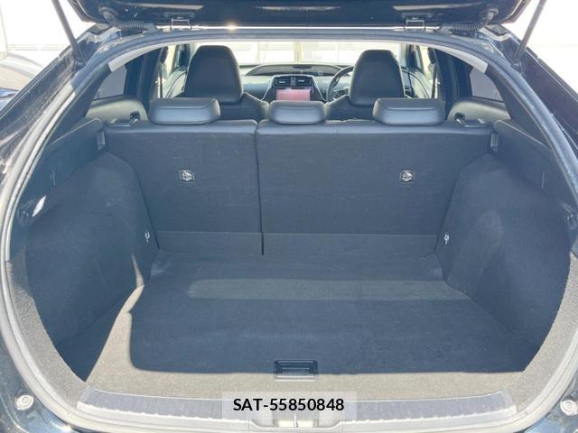 Toyota PRIUS 2017-10 8054478-9