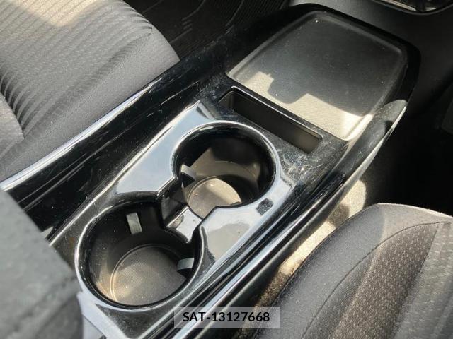 Toyota PRIUS 2021-07 8054482-12