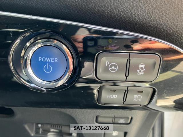 Toyota PRIUS 2021-07 8054482-13
