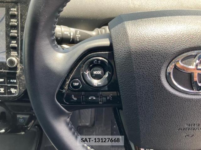 Toyota PRIUS 2021-07 8054482-14