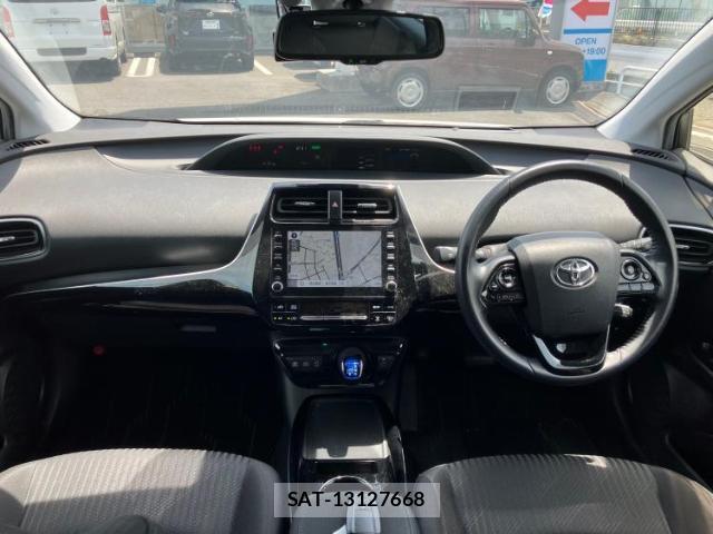 Toyota PRIUS 2021-07 8054482-3