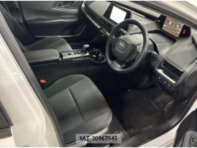 Toyota PRIUS 2023-06 8054619-2